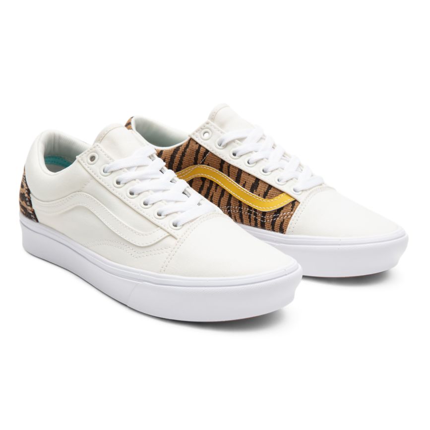 Vans Le Tigre ComfyCush Old Skool Shoes White | VN379U9DD51